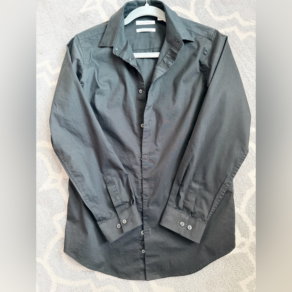 Calvin Klein Boy’s 18 Slim Fit Stretch Dress Shirt.